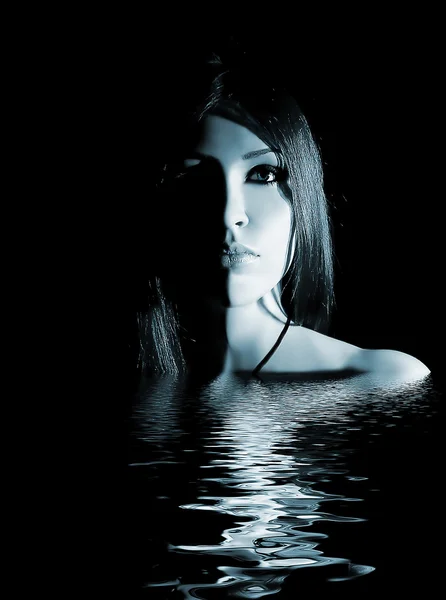 Dame im Wasser — Stockfoto
