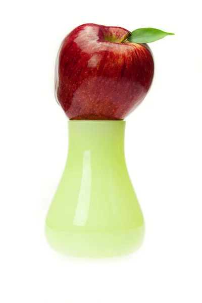 花瓶中的苹果 — 图库照片