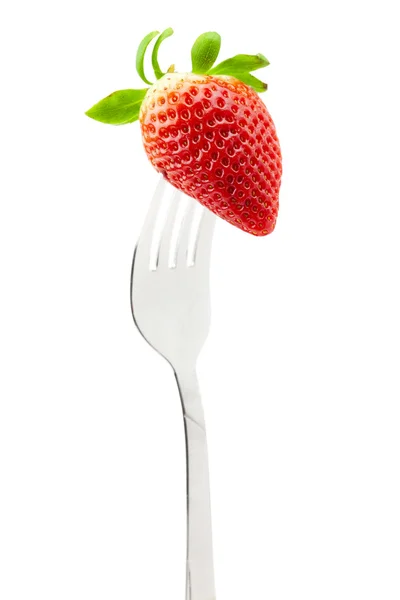 Fresa en tenedor aislado en blanco — Foto de Stock
