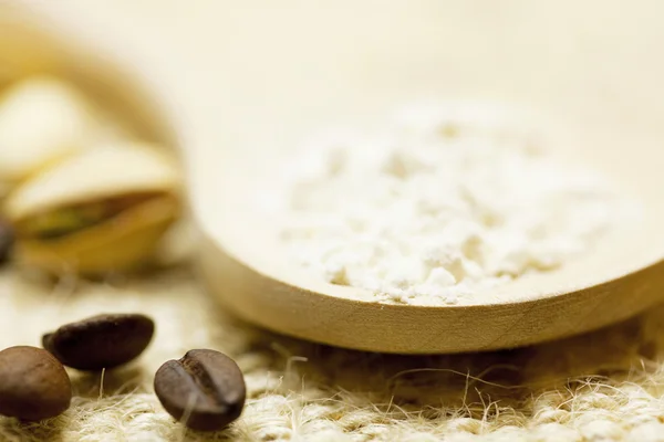 Flour in a spoon — Stock Photo, Image