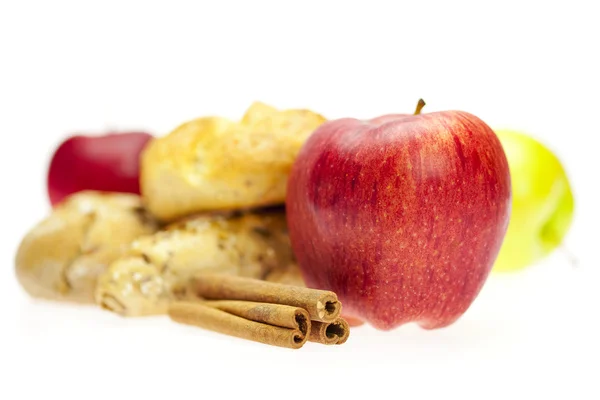 苹果、 面包和肉桂 — 图库照片
