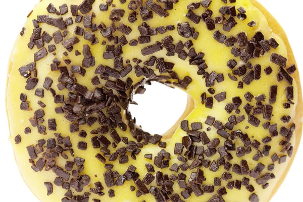Ciambella con cioccolato e spruzzi colorati, isolata su bianco — Foto Stock