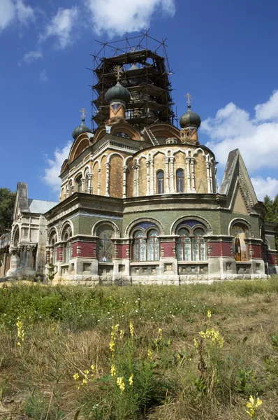 Унікальна православна церква в стилі модерн — стокове фото