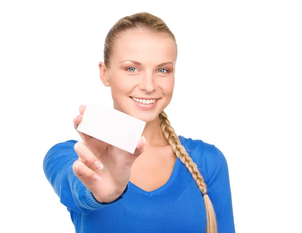 Ευτυχισμένη γυναίκα με επαγγελματική κάρτα — Φωτογραφία Αρχείου