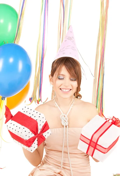 Κορίτσι κόμμα με μπαλόνια και δώρου — Φωτογραφία Αρχείου
