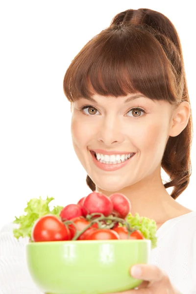 Prachtige huisvrouw met groenten — Stockfoto