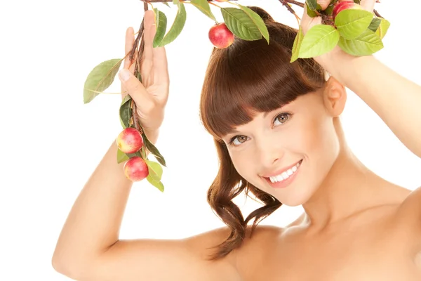 Szczęśliwa kobieta z Jabłko gałązka — Zdjęcie stockowe