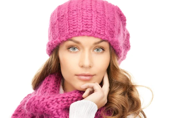 Όμορφη γυναίκα με καπέλο χειμώνα — Φωτογραφία Αρχείου