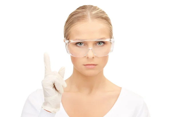 Γυναίκα με προστατευτικά γυαλιά και γάντια — Φωτογραφία Αρχείου