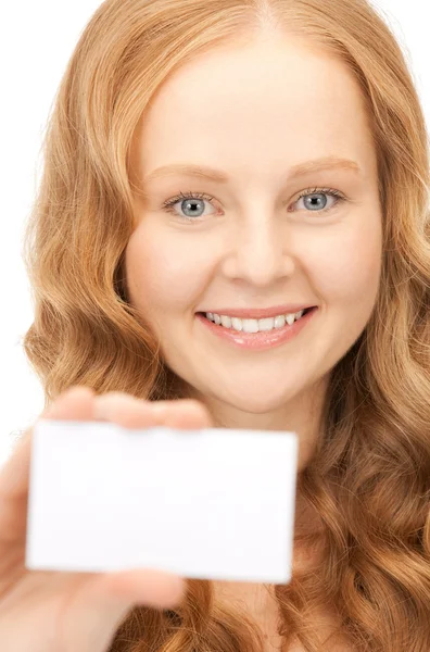 Mujer feliz con tarjeta de visita — Foto de Stock