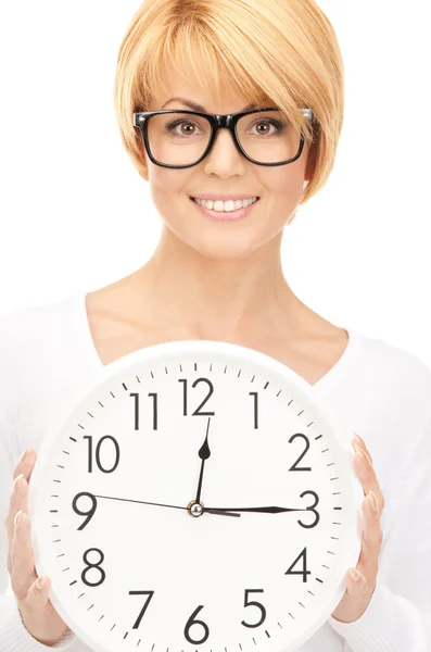 Imagem Mulher Segurando Grande Relógio Sobre Branco — Fotografia de Stock