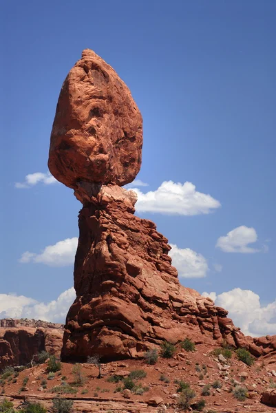 균형된 바위 — 스톡 사진