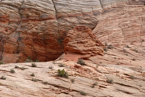 Sağlam kayalar — Stok fotoğraf