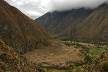 Q'ente, or Hummingbird ruins, Inca trail clipart