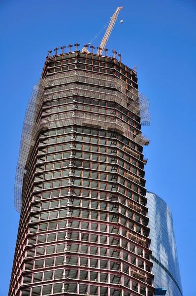 En construcción edificio de gran altura . —  Fotos de Stock