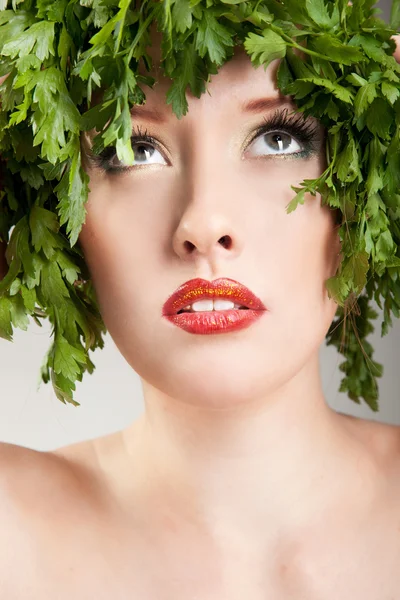 Güzel maydanoz saçlı kadın — Stok fotoğraf