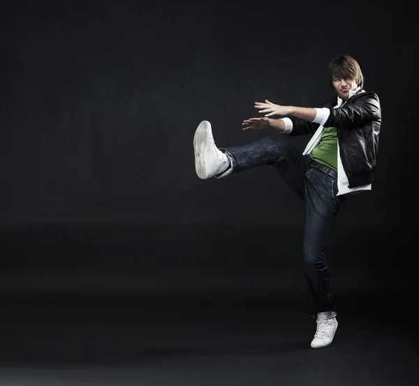 若いダンサー — ストック写真