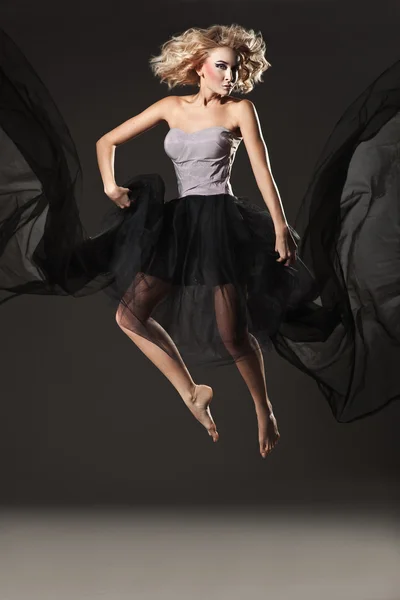 Young Lady Jumping Amazing Dress — Stock Photo, Image