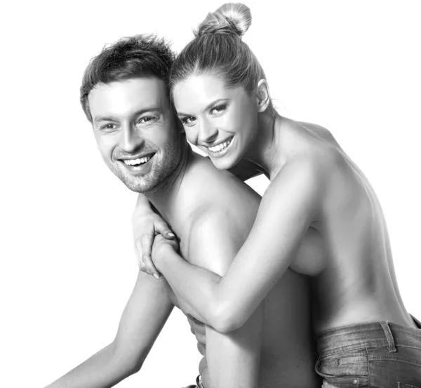 幸せな若いカップルのクローズ アップの肖像画 — ストック写真