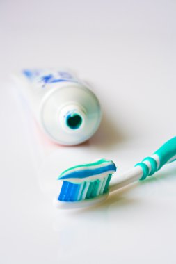 diş macunu ve toothbrushe