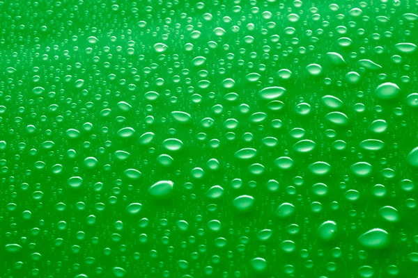 Yeşil waterdrops — Stok fotoğraf