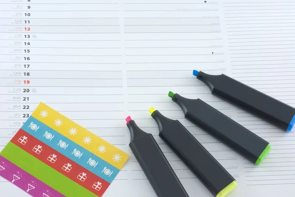 Calendar and colored markers — Stock Photo, Image