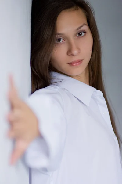 Glamour portrait of young woman — Stock Photo, Image