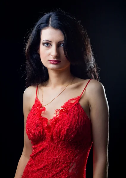 Menina encantadora em vestido vermelho — Fotografia de Stock