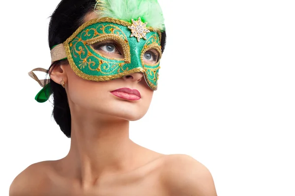 Piękna kobieta nosi zielony karnawał maska — Zdjęcie stockowe