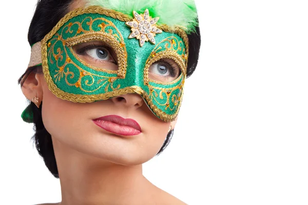 Bella donna indossando maschera di carnevale verde — Foto Stock