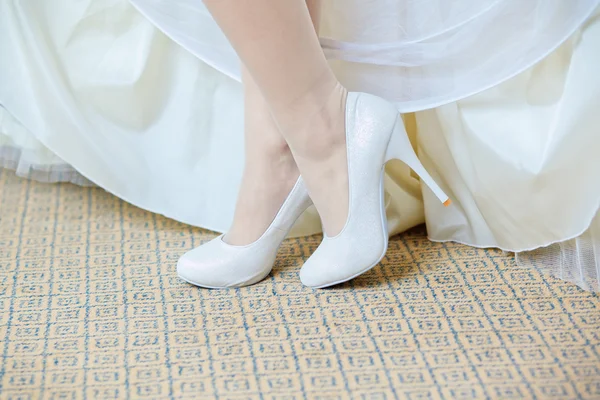 Photo of beautiful bride's shoes — Stock Photo, Image