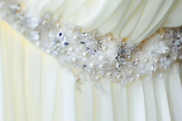 Framsidan av bruden i brudklänning — Stockfoto