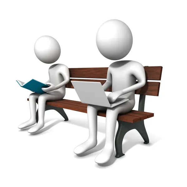 L'homme est assis sur le banc avec un ordinateur portable blanc et un livre Image En Vente