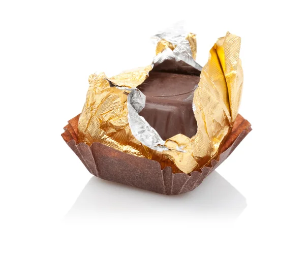 Открытые изолированные конфеты — стоковое фото