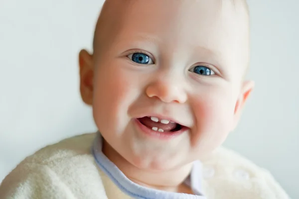 Zbliżenie portret małego chłopca — Zdjęcie stockowe
