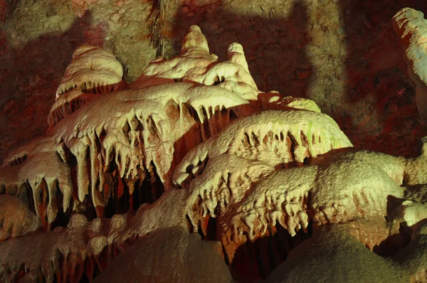Jaskinia sopleńca. — Zdjęcie stockowe