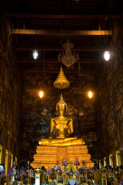 Buda de oro — Foto de Stock