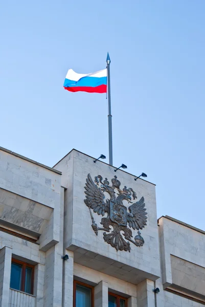 Ρωσική σημαία και το εθνόσημο Εικόνα Αρχείου
