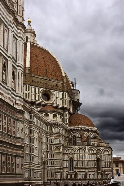 Hauptkathedrale von Florenz "Dom". Italien. — Stockfoto