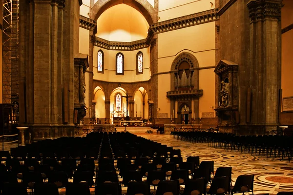 Inne i katedralen i Florens — Stockfoto