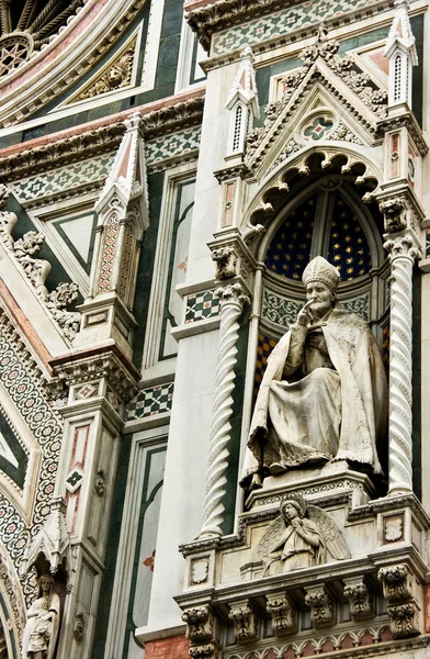 雕塑的佛罗伦萨主教堂 — 图库照片