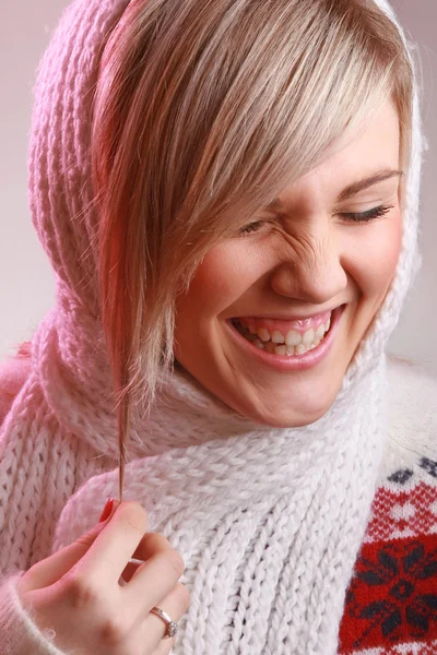 Pretty caucasian woman laughs — Stock Photo, Image