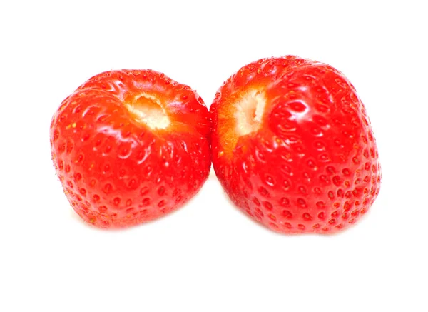하얀 배경에 분리되어 있는 딸기 — 스톡 사진