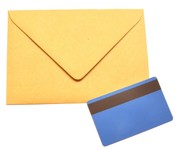 Envelope com um cartão de plástico — Fotografia de Stock