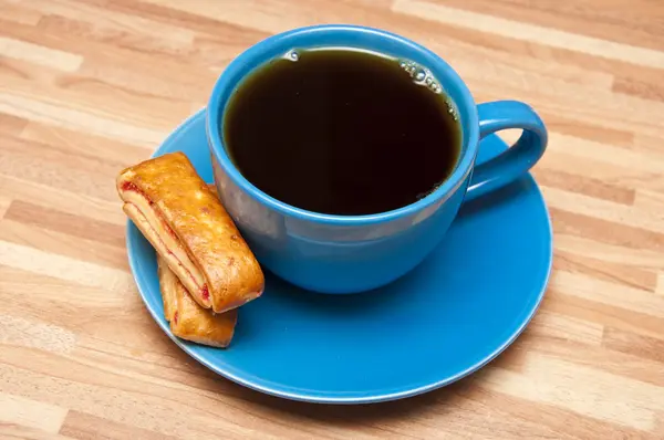 Tè in tazza blu — Foto Stock