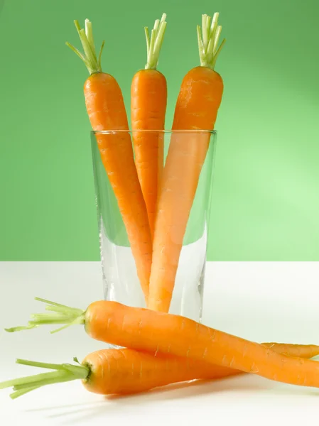 Морковь в стекле — стоковое фото