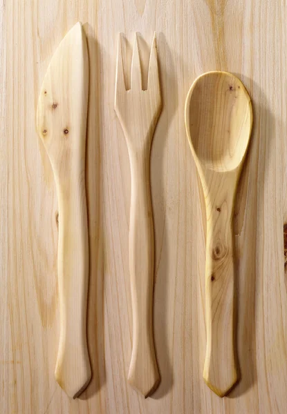 在木材上的餐具 — 图库照片