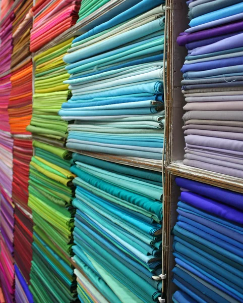 Färgglada textilier — Stockfoto