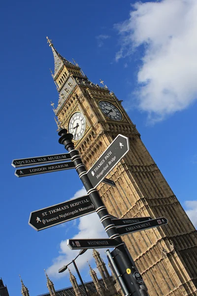Big Ben and directions — Stock Photo, Image