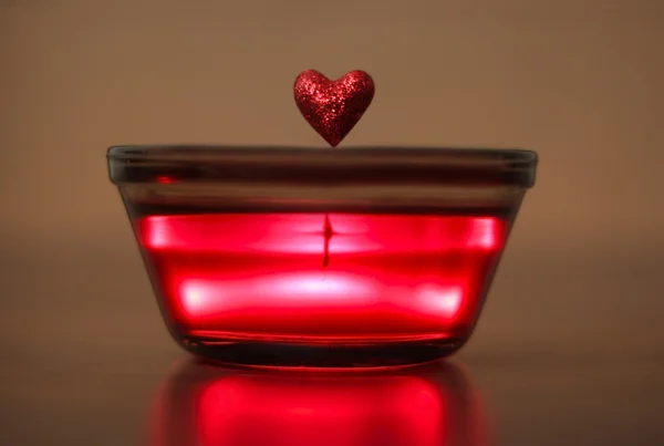 Valentine's heart on glowing jelly — Stock Photo, Image